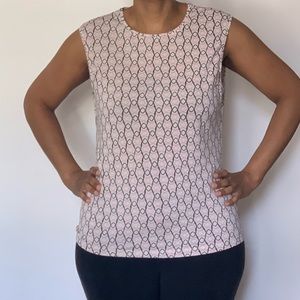 Pink, white and black sleeveless top